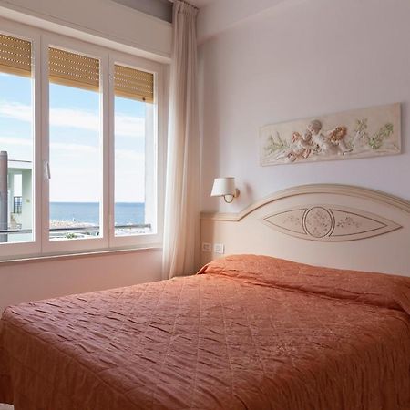 Hotel Mocambo Milano Marittima Eksteriør billede